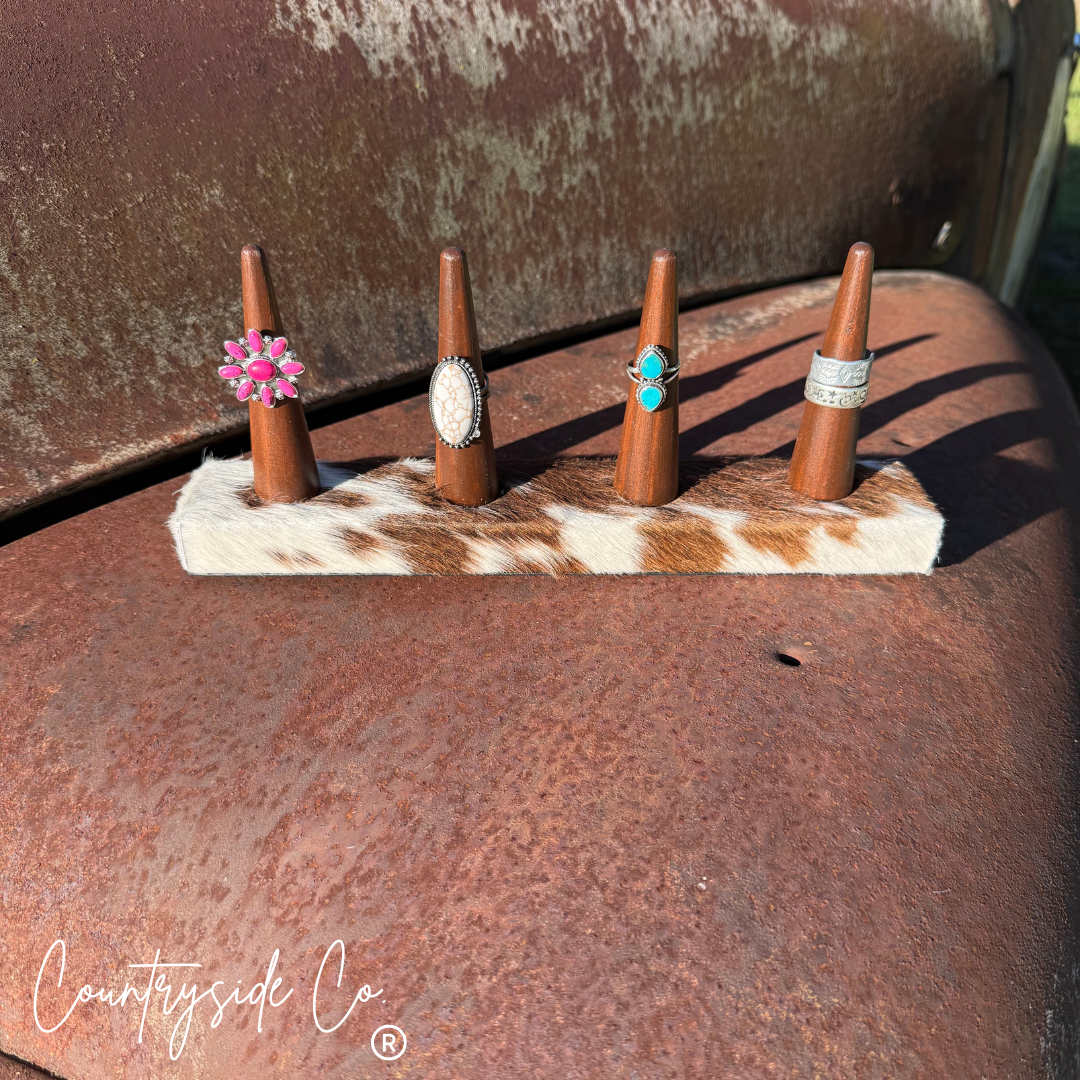 Ring Cowhide Holder Display