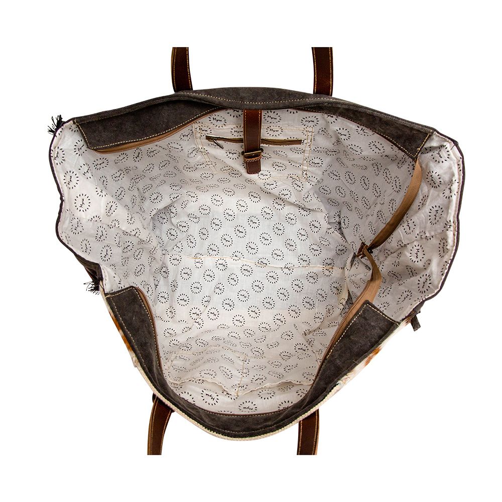 Trilang Cowhide Weekender Bag