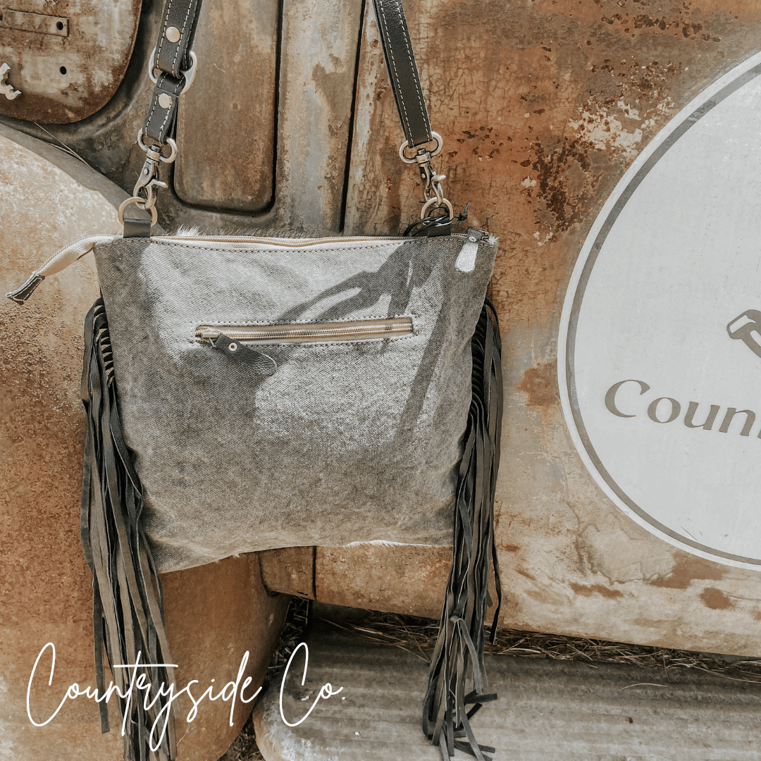 Cowboy Trail Cowhide Fringe Purse