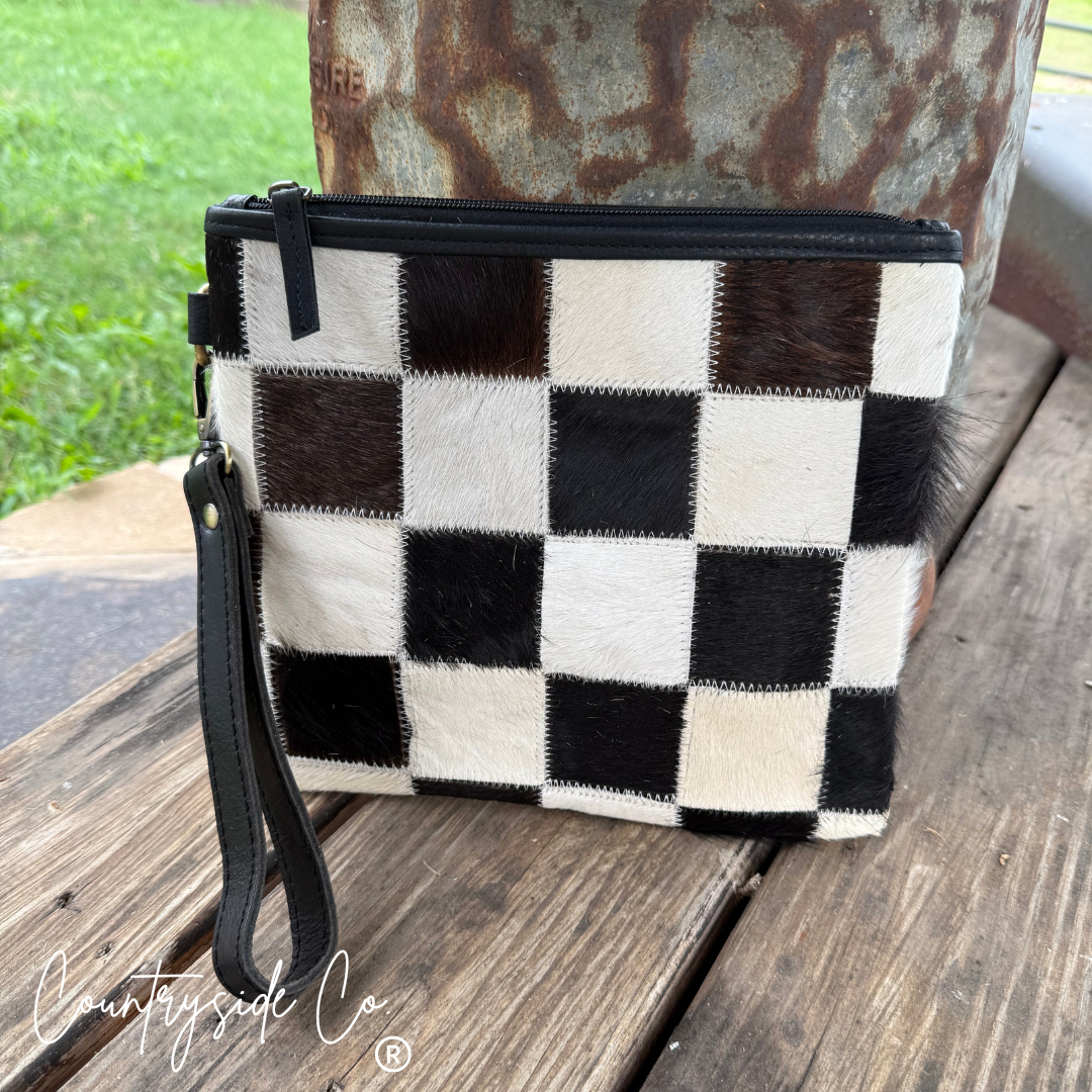 Checkered Cowhide Make Up Toiletry Bag Wristlet