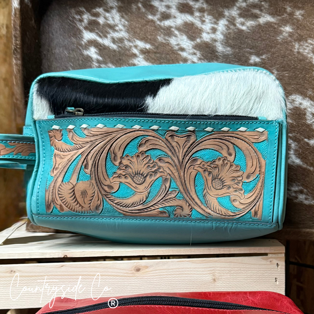 The Painted Desert Leather Toiletry Bag