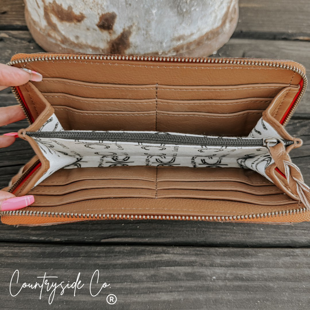 Huntress Cowhide Camo Wallet