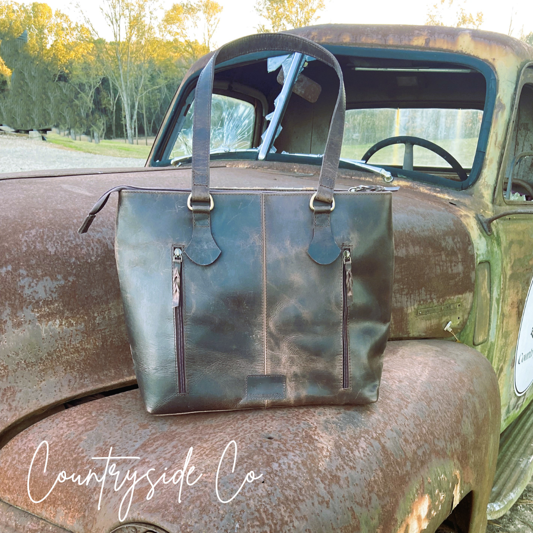Concealed-Carry Bag | CZY-51 Distressed Town Tote | GunGoddess -  GunGoddess.com