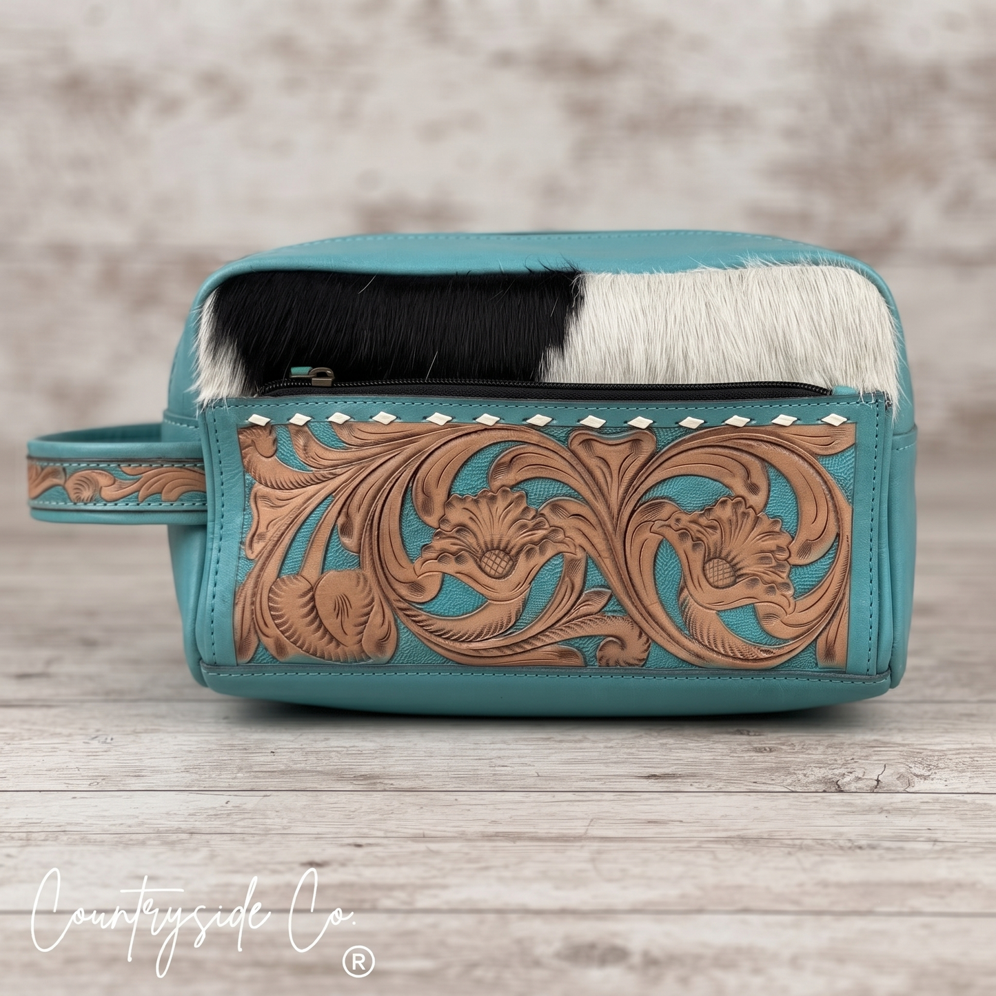 The Painted Desert Leather Toiletry Bag