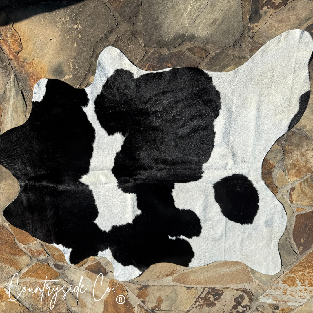 Black and White Hair On Cowhide Rug